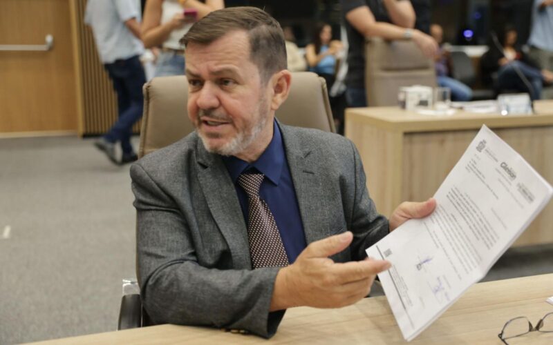 Gleison Flávio apresenta proposta para superdotados de Aparecida