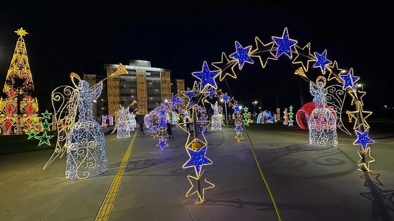 Luzes de Natal em Aparecida 2025