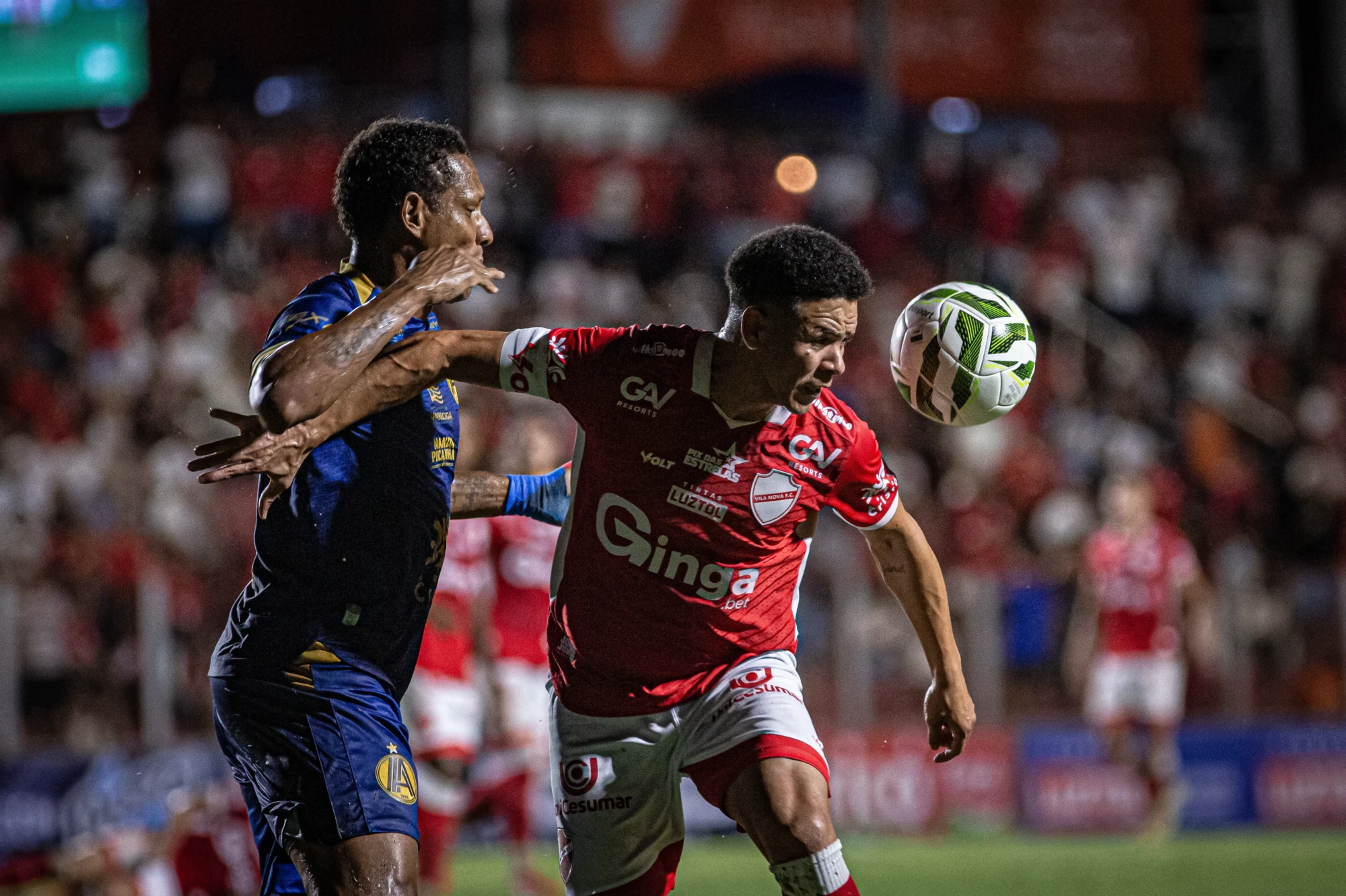 Aparecidense perde fora