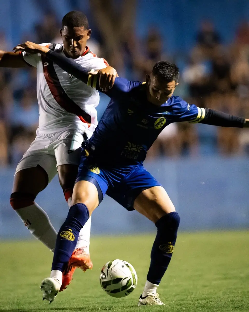 Aparecidense perde para o Atlético