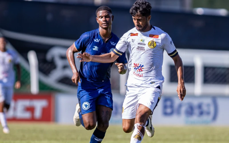 Aparecidense enfrenta o Centro-Oeste válido pelos Play-off