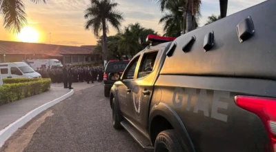 Imagem da equipe se preparando para a operação.