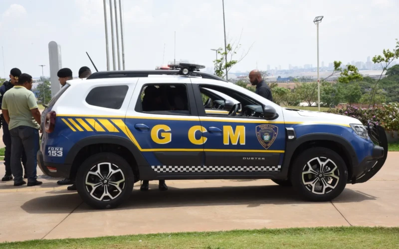 Viatura de GCM.
